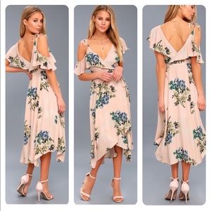 ASTR the label pink floral wrap dress size M